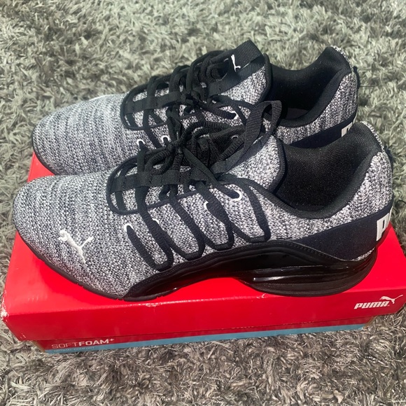 PUMA AXELION TRAINING SHOES - Picture 2 of 3